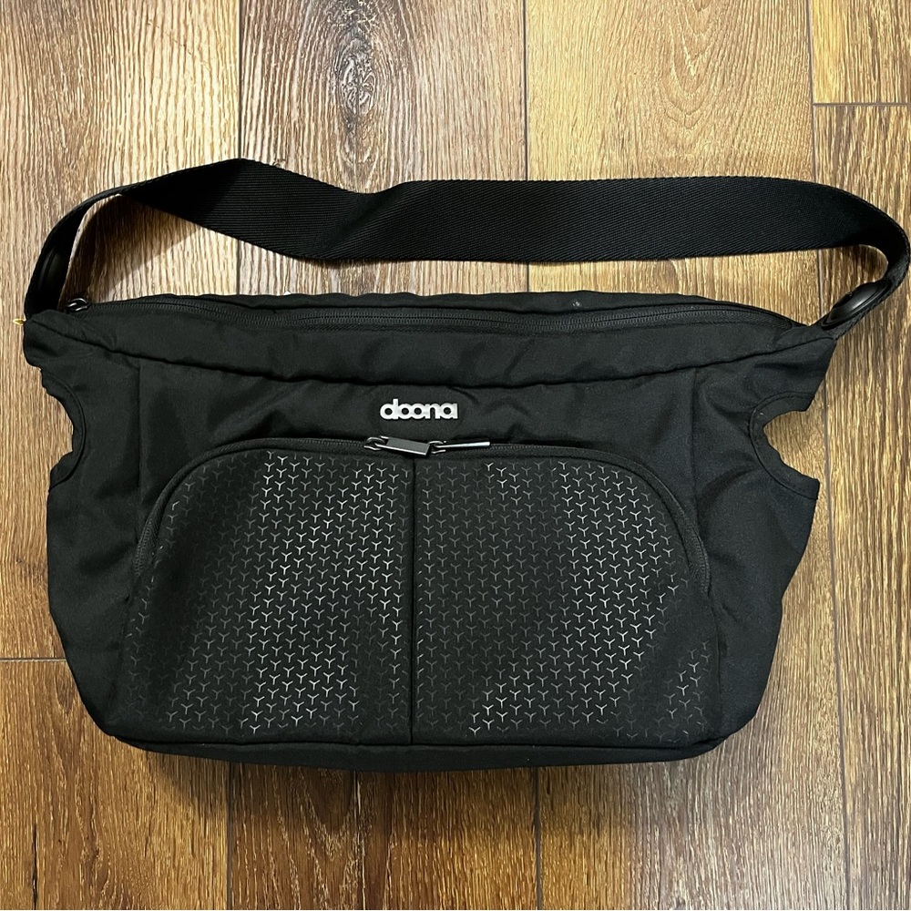 Doona Essentials Diaper Bag